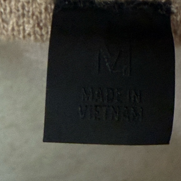 Fear of God Essentials Men's Tan Neutral Logo Sweatshirt Pockets- Medium - Picture 10 of 12